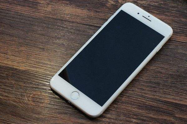 手机苹果换屏_新iphone确定将于9月12日发布，让你们久等了！